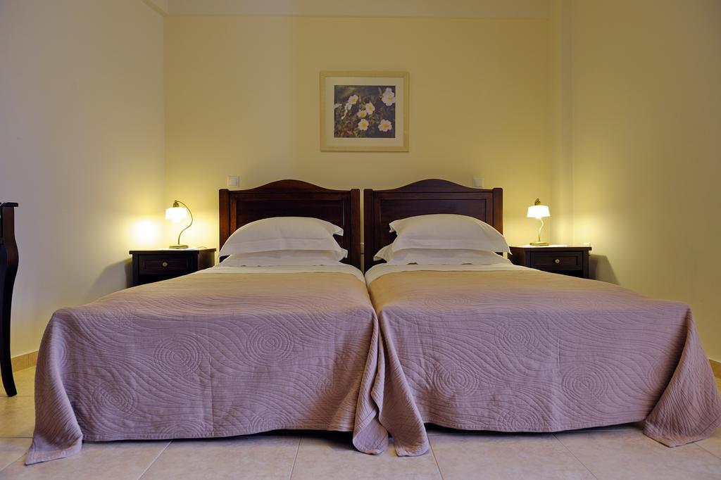 Dianthos Guesthouse Kiriákion Extérieur photo